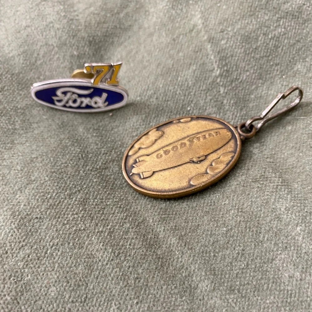 Ford 71 hat pin Goodyear tire and rubber co keychain 1985. #12